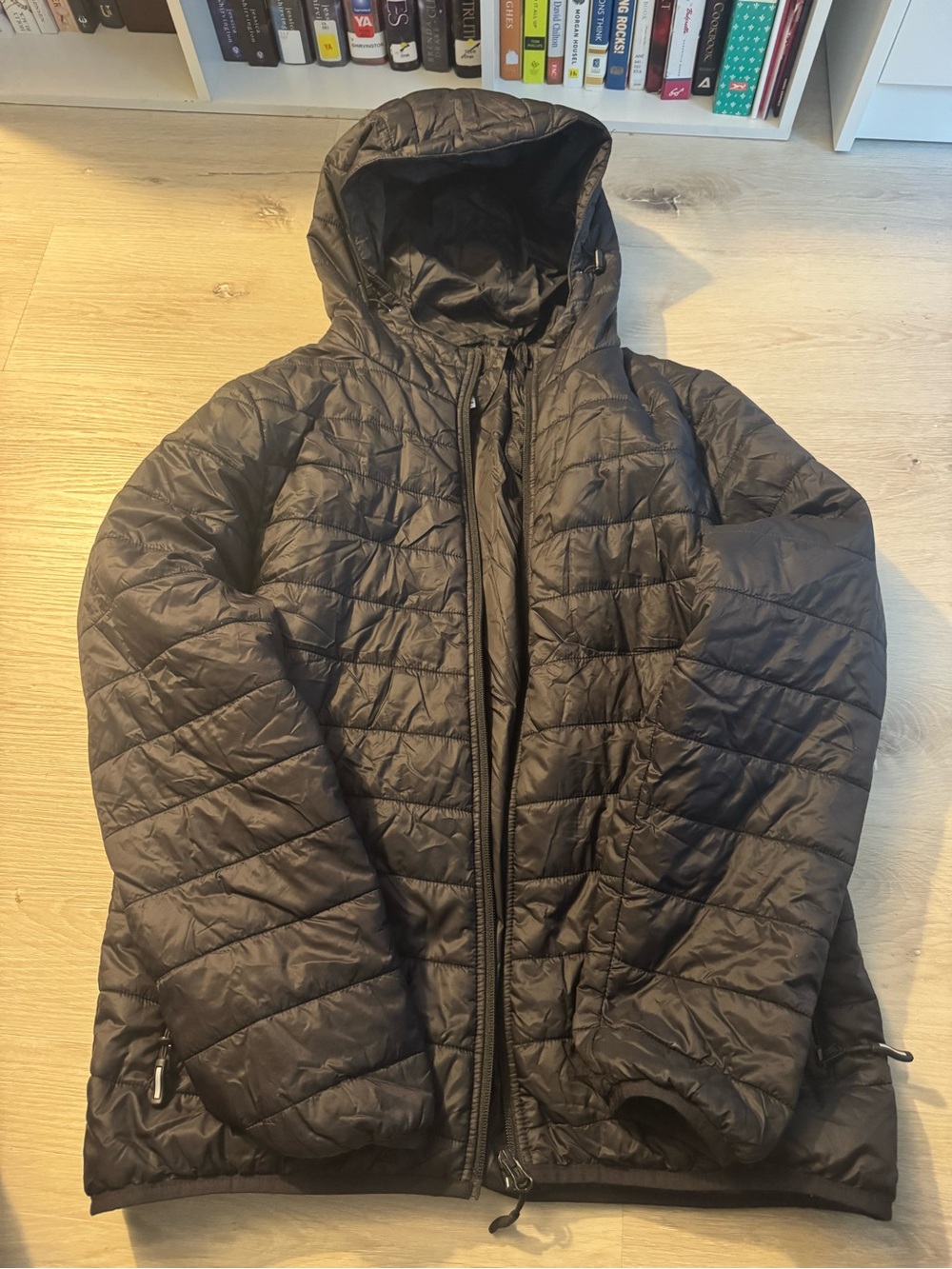 Men's Hooded Quilted Jacket in Dark Gray
